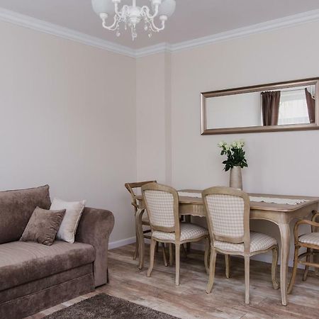 Apartament Starowka Gdansk Osiek Lägenhet Exteriör bild